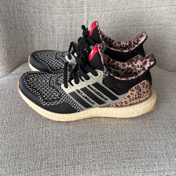adidas Ultraboost 1.0 Leopard - Picture 9 of 15